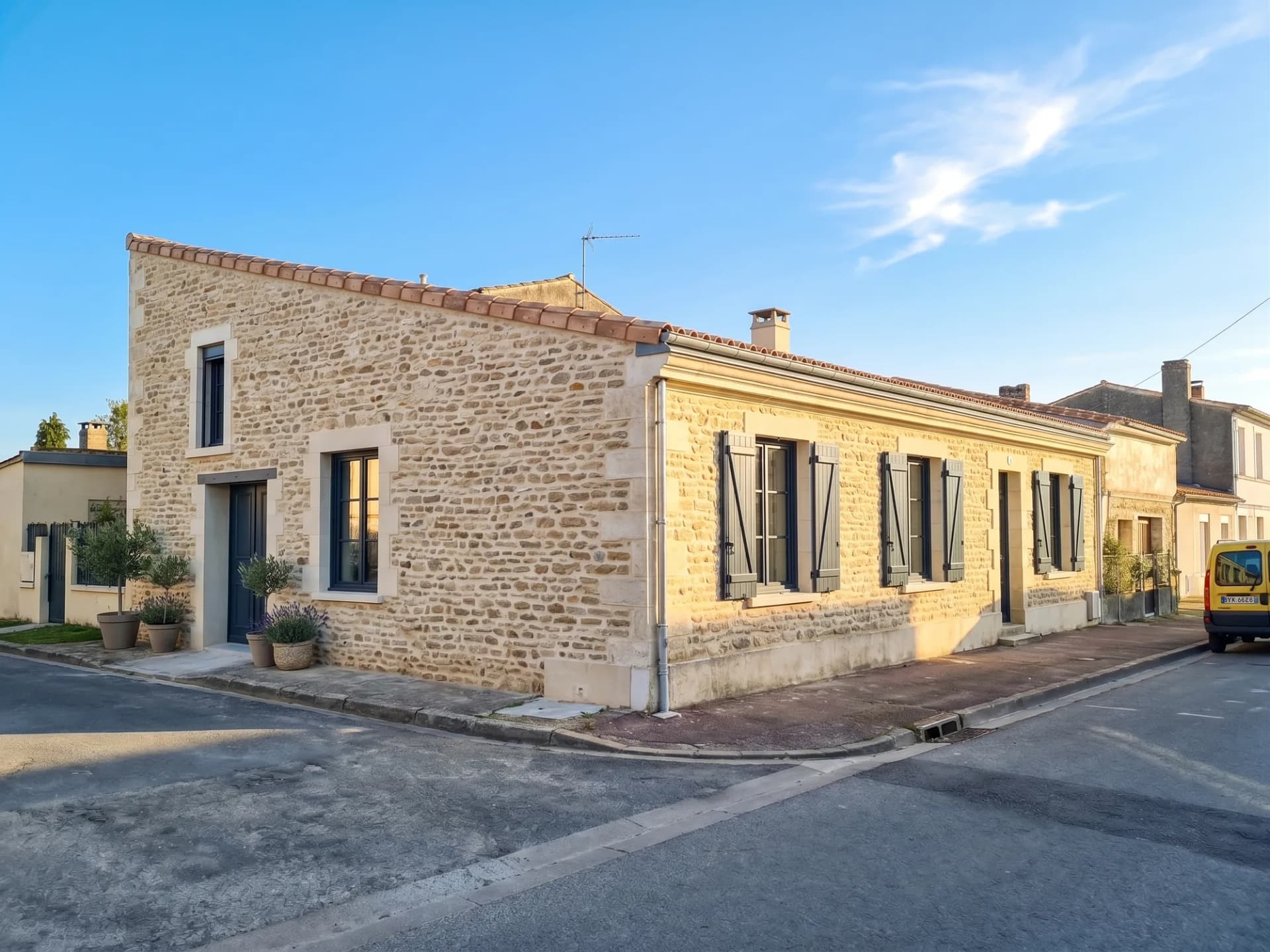 Maison de plain-pied à rénover quartier Saint Lambert à Pauillac, idéal en De Normandie