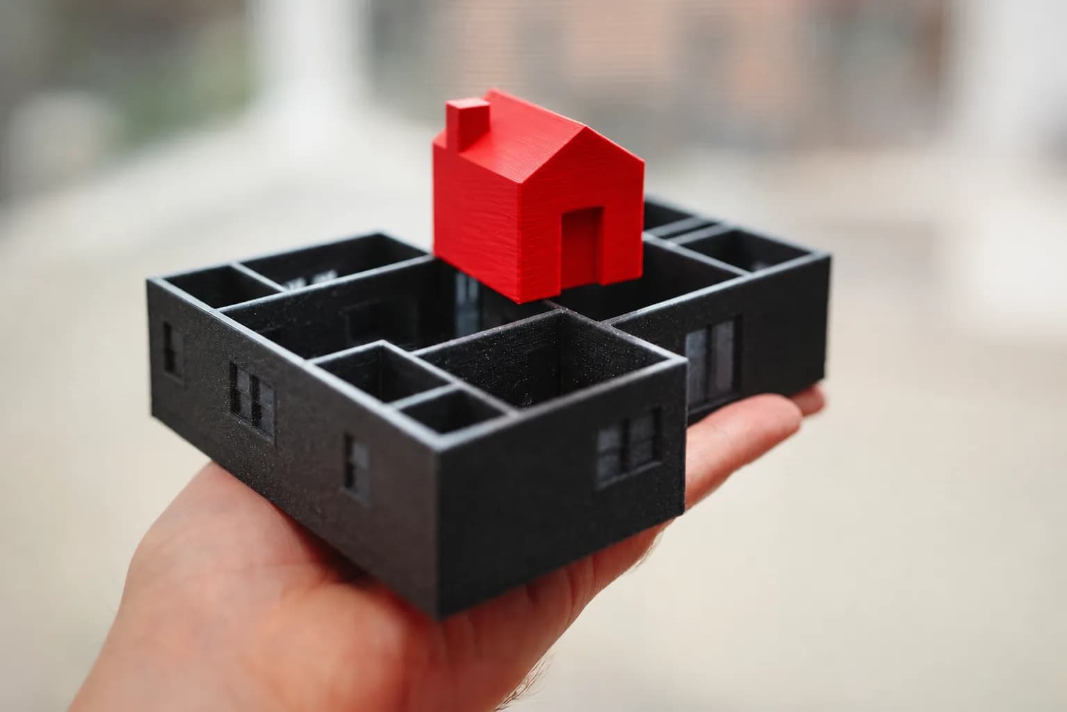 Intérieur lumineux et apaisant d’une maison rénovée